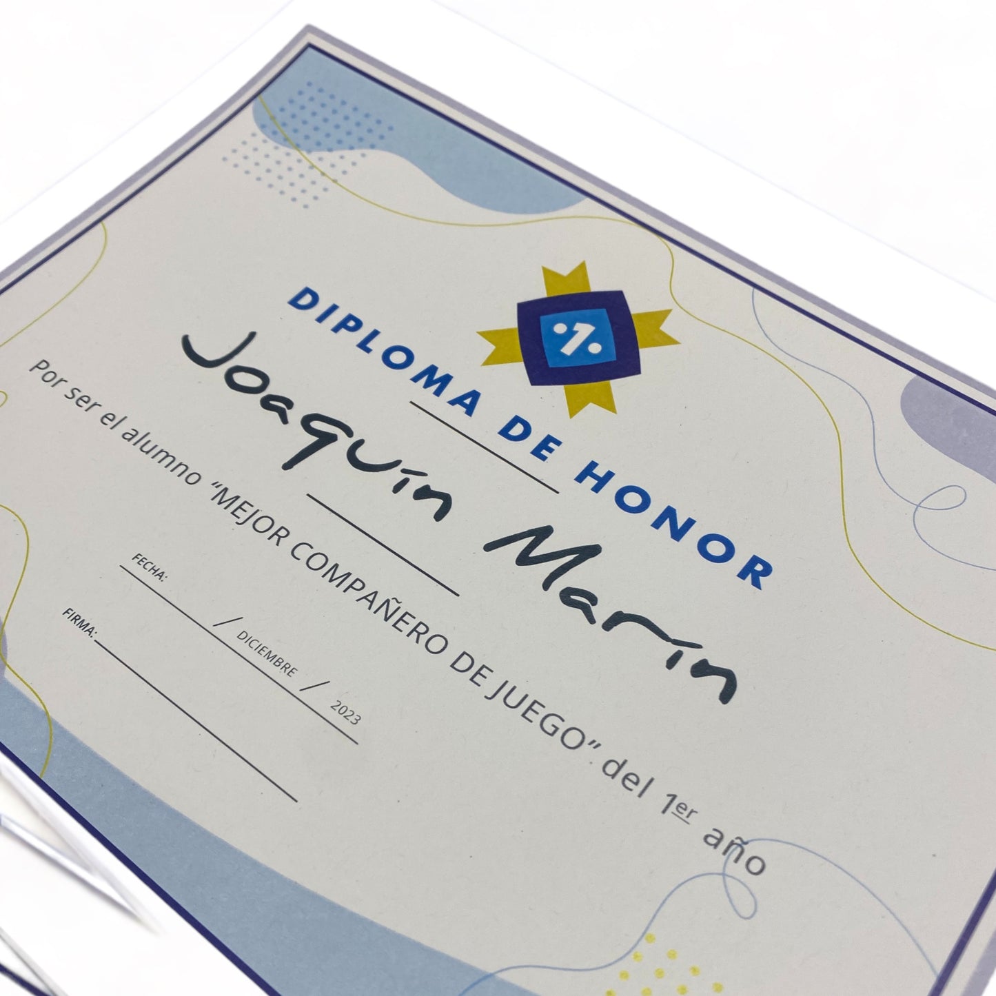 DIPLOMAS PERSONALIZADOS RECONOCIMIENTOS •COLEGIOS •EQUIPOS • CURSOS